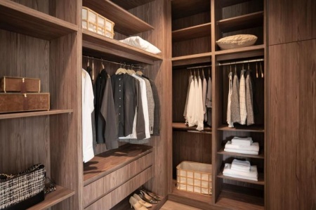 Comment concevoir un dressing pratique et esth&eacute;tique ?